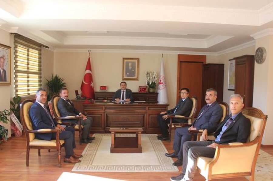 Akyurt TÜRK EĞİTİM SEN İlçe Başkanı ve İlçe Yöneticilerinden Kaymakam Mehmet TUNÇ'a ziyaret