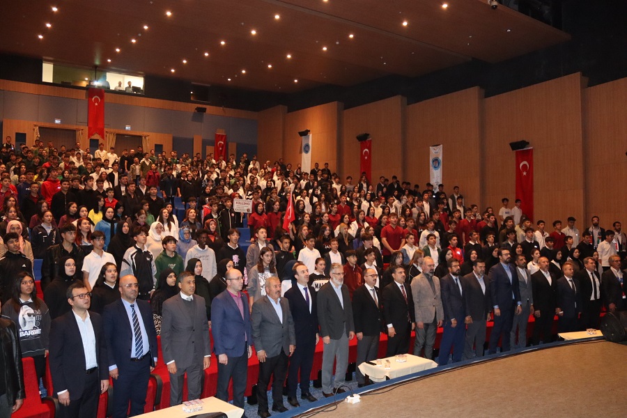 KAYMAKAM MEHMET TUNÇ  İMAM HATİP OKULLARININ KURULUŞU VE KUDÜS PROGRAMINA KATILDI